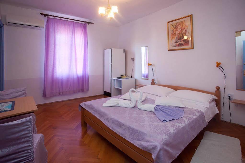 Dalmatian House Hotell Split Eksteriør bilde