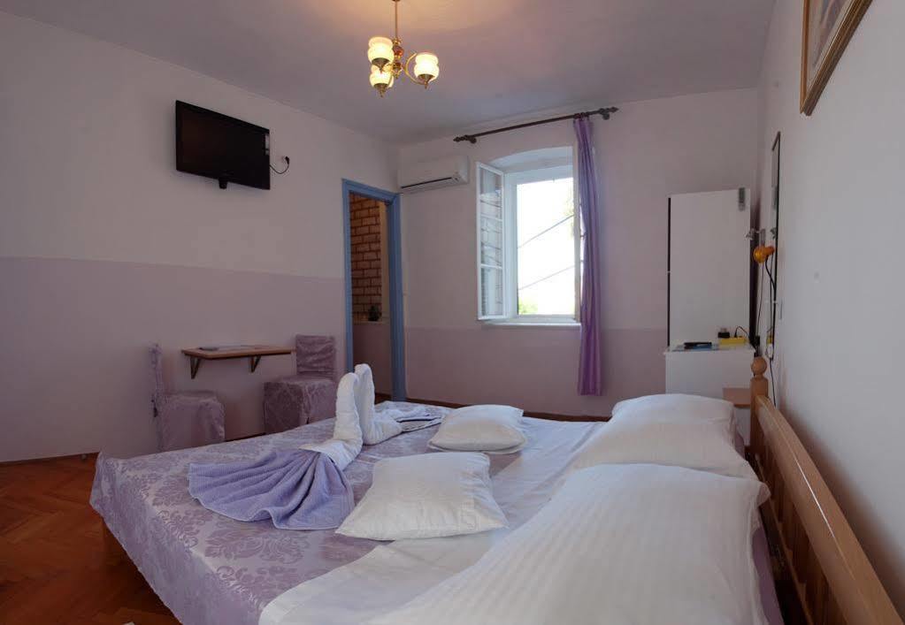 Dalmatian House Hotell Split Eksteriør bilde